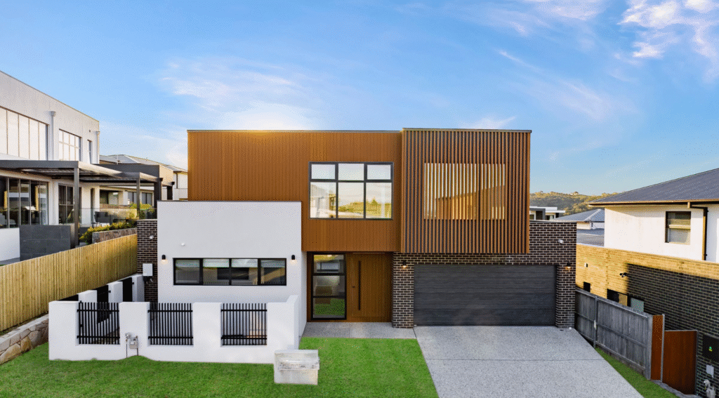 constructing a new home with 5 bed in canberra